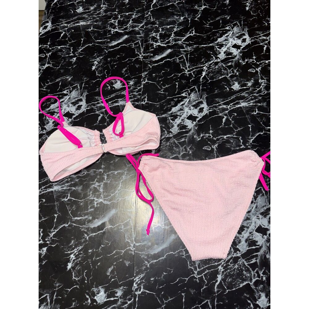 Pink Bikini - Picture 2 of 3